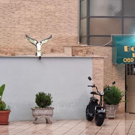 Boston Hotel Tirana Exterior photo